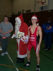 Paul Penner und der Nikolaus vor dem Trainingskampf
